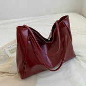 Tote bag red vegan leather angled view