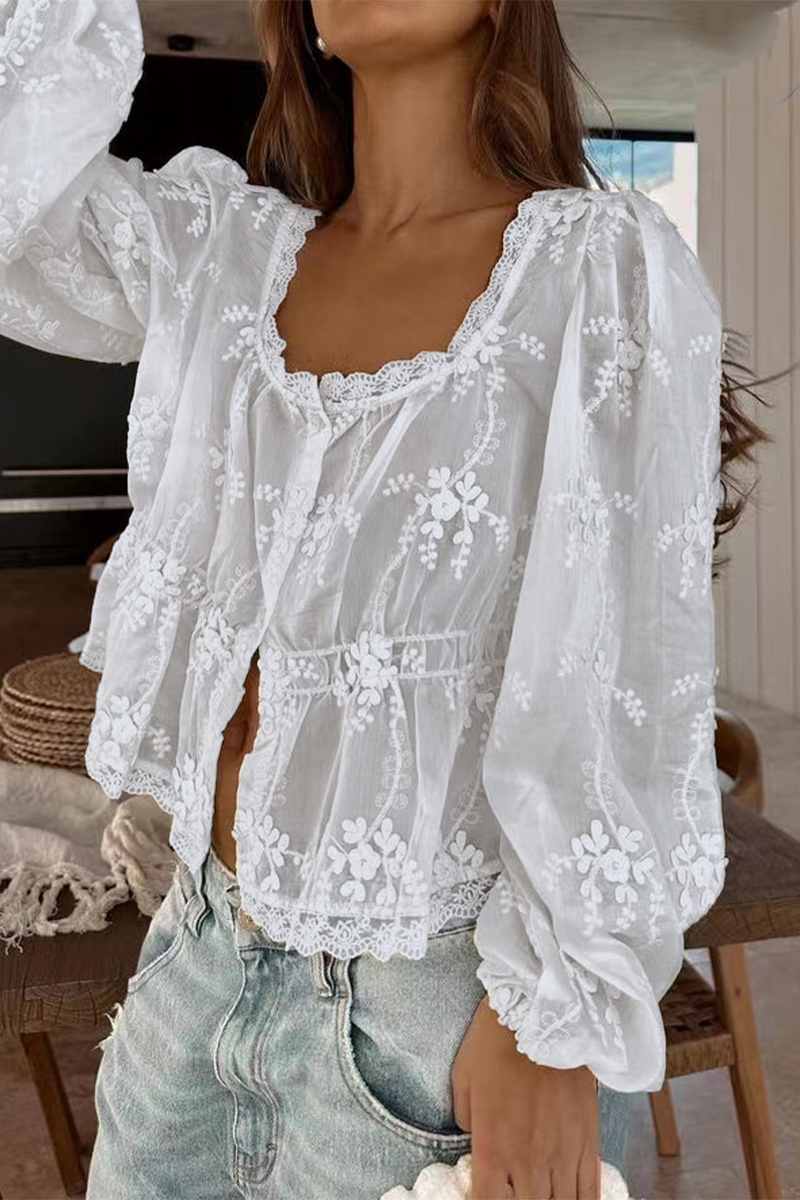 Luchtige Bloemenblouse met Kanten & Ruches
