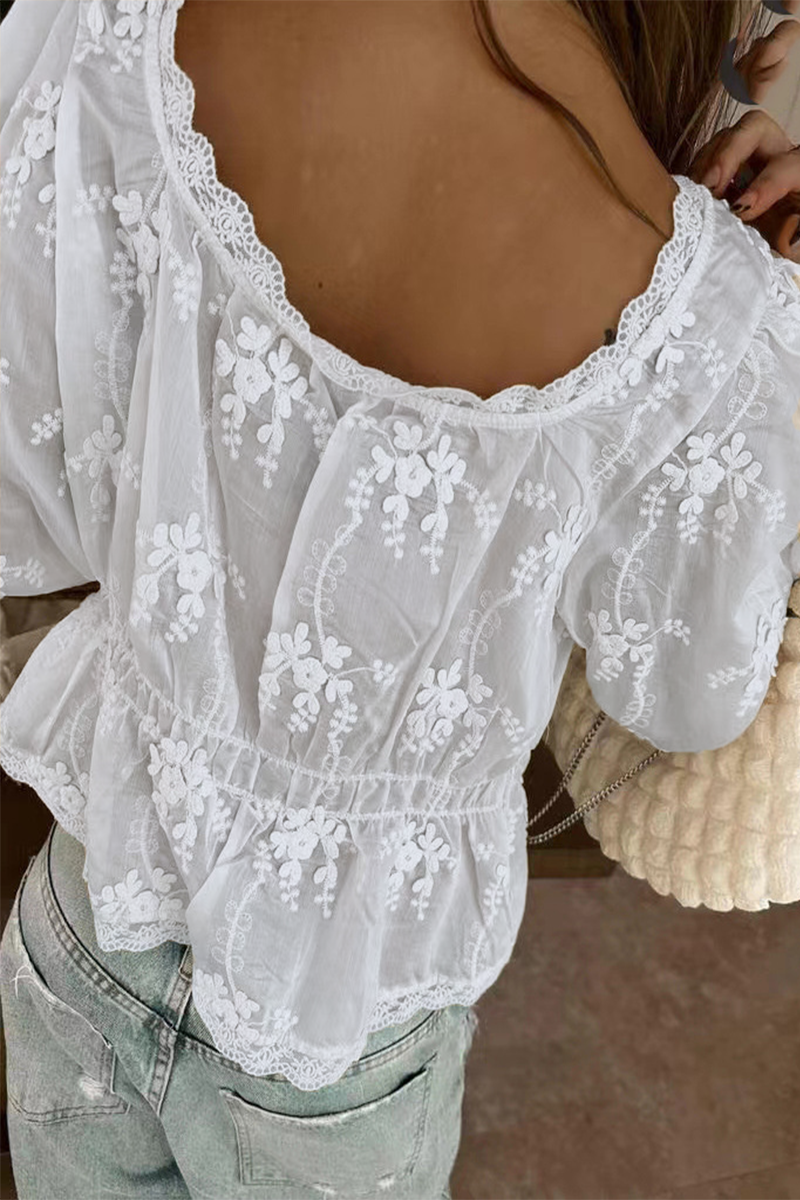 Luchtige Bloemenblouse met Kanten & Ruches