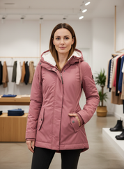 Getailleerde Dames Parka met Warme Sherpa Capuchon
