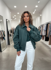 Coole Oversized Bomberjack: Jouw Nieuwe Statement Stuk