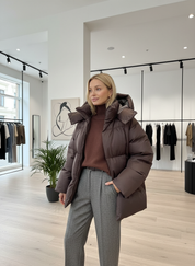 De Comfortabele Oversized Pufferjas: Jouw Warme Winter Essential
