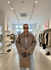 Chique Cropped Jas van Luxe Wolblend voor Elke Dag