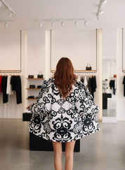 Stijlvol Gewatteerd Jack met Barokprint voor Dames