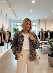 Trendy Spijkerjasje met Luipaardprint voor Vrouwen