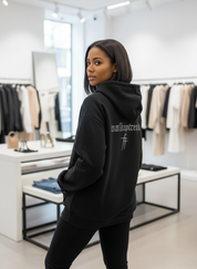 Comfortabele Streetwear Hoodie met Geborduurd Logo