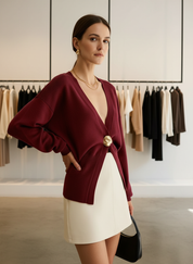 Chique Gebreide V-hals Top met Gouden Sluiting