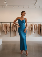 Jouw Elegante Satijnen Maxi Jurk: Stralend op Elk Feest