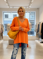 Comfortabele Oranje V-hals Trui: Relaxte Stijl