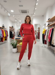 De Ultieme Comfort Set: Cropped Sweater & Joggers