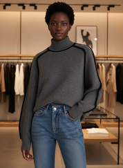 Zachte Turtleneck Sweater met Zwarte Piping – Ultiem Comfort