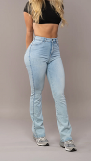 Flared jeans dames lichtblauw hoge taille achterzijde