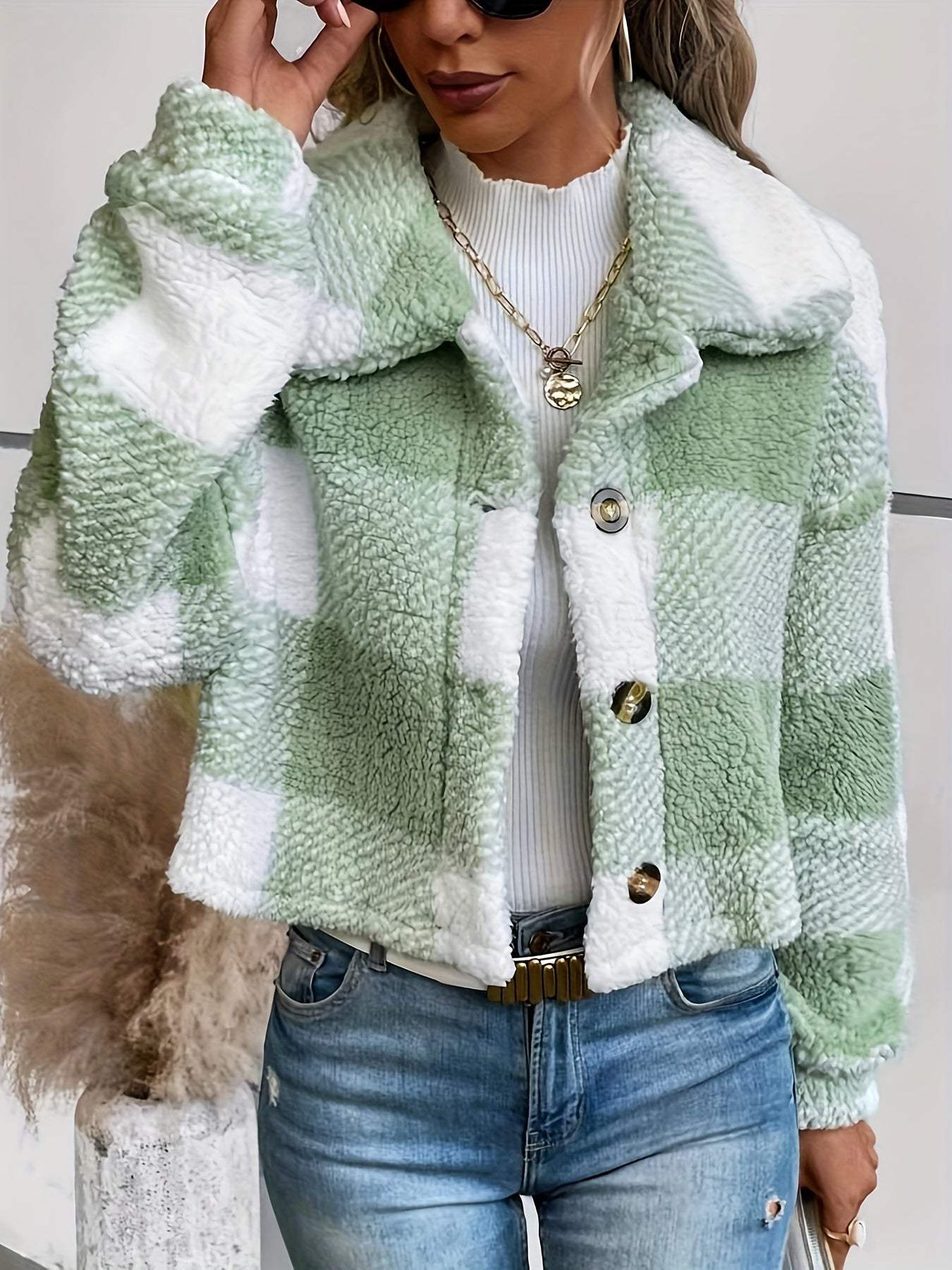 Damesjack groen/wit teddybont met knopen voorzijde