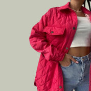 Gewatteerde jas roze met knoopsluiting en zakken, front view