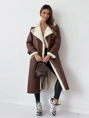 Winterjas bruin met witte bontbuste dames front view