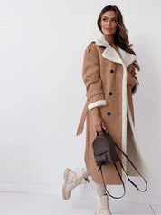Winterjas dames beige met witte bontkraag front view