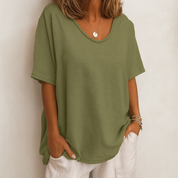 Linnen T-shirt groen met V-hals en korte mouwen front view