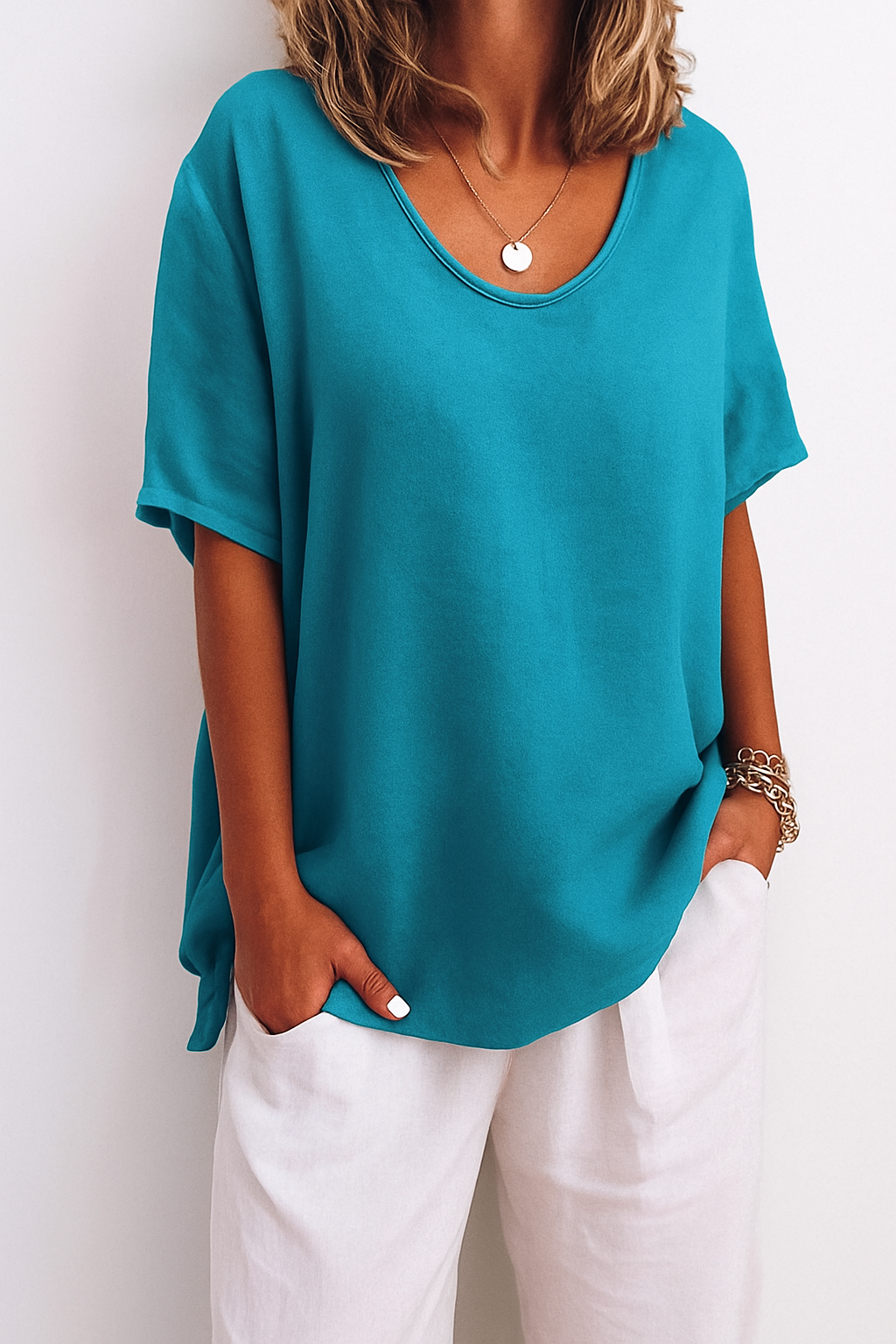 T-shirt turquoise linnen stof met ronde hals vooraanzicht