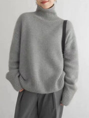 Wollen coltrui grijs hoge hals model shot