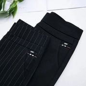 Elastische broek zwart met streepdetail rugzijde
