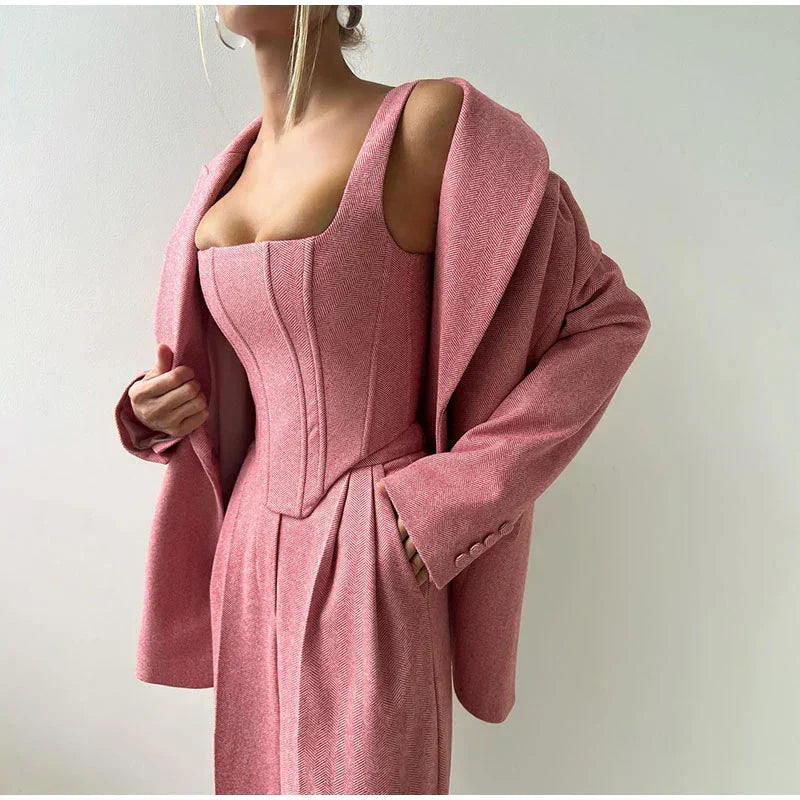 Strakke grijze herringbone set: corsettop + wijde broek – jouw powerlook voor kantoor en avond