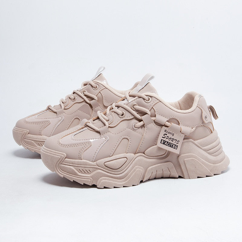 Comfortabele damessneakers beige textiel front view