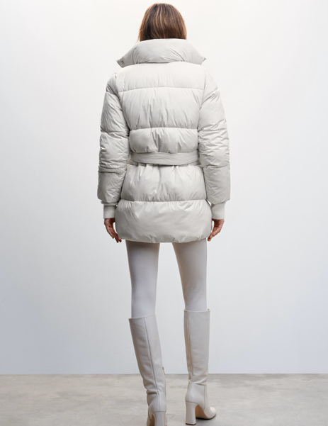 Dames pufferjas lichtgrijs met riem rugzijde