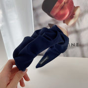 Haarband blauw met strikdetail handgemaakt voorzijde