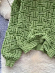 Trui gebreid groen ronde hals detail