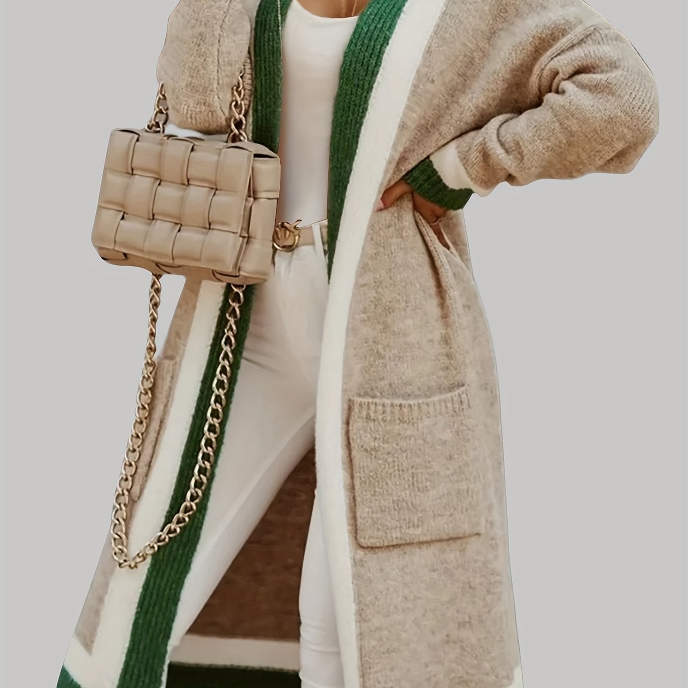 Open cardigan beige met groene accenten en zakken, side view