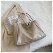 Tote bag beige vegan leather front view