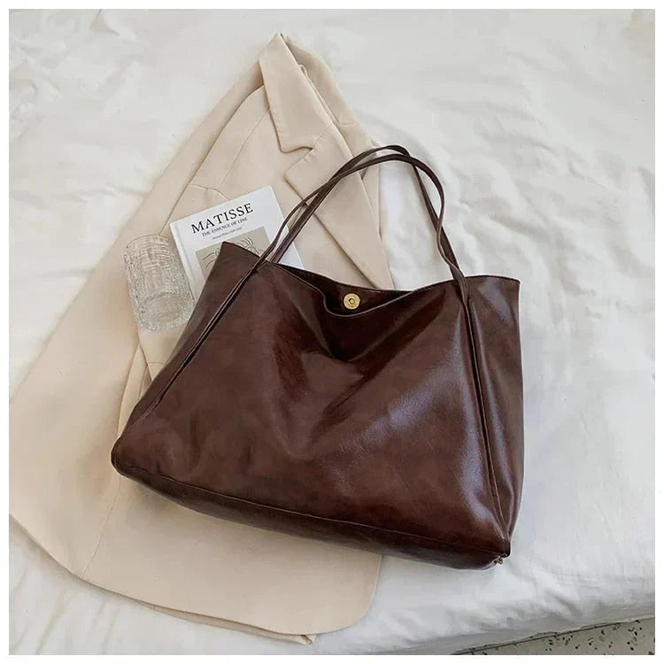 Tote bag brown vegan leather front view