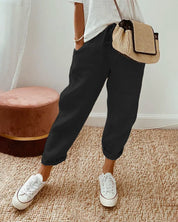 Laura | Pantalon van cotton en linnen in de kleur Zwart voor dames in Formal stijl ideaal voor de herfst.