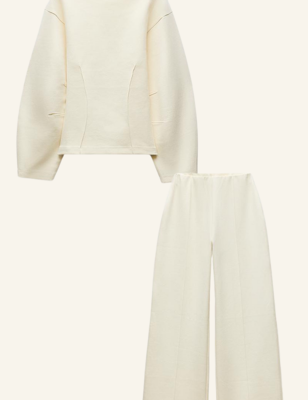 Lounge set wit oversized top en wijde broek vooraanzicht