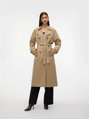Dames trenchcoat beige met riem en dubbele knopen front view